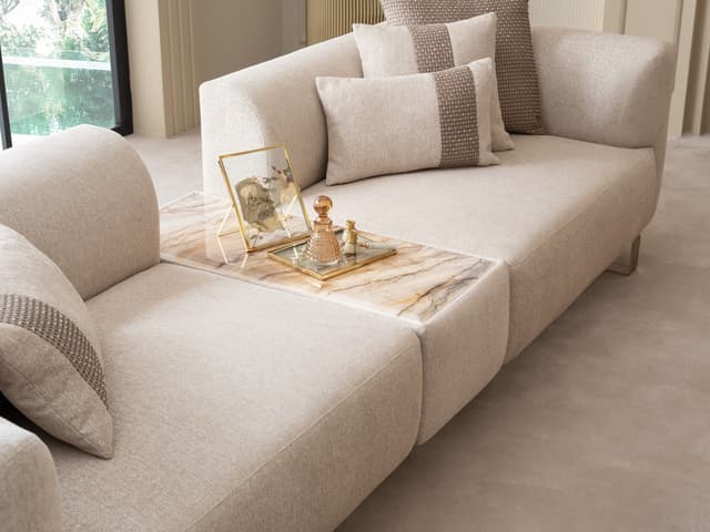 +luxe-670-min.jpg