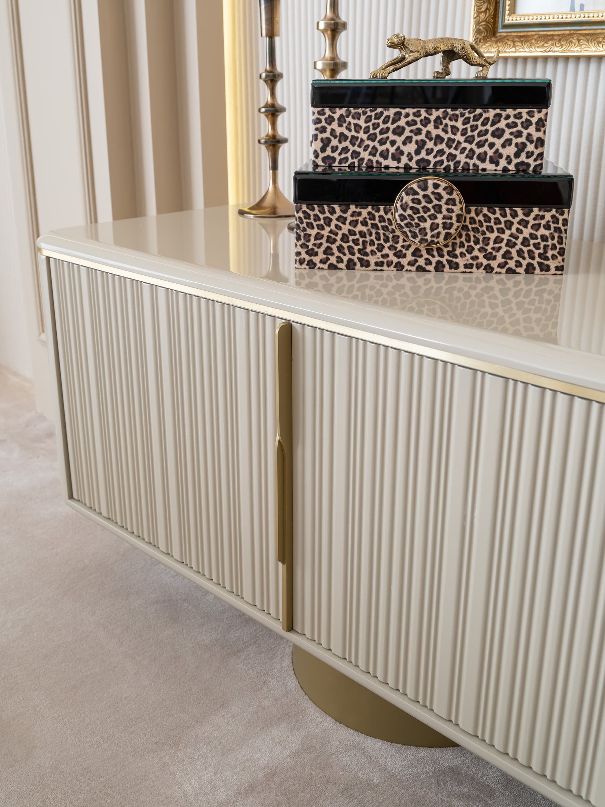 +luxe-682-min.jpg